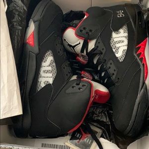 Jordan 5 Supreme Black